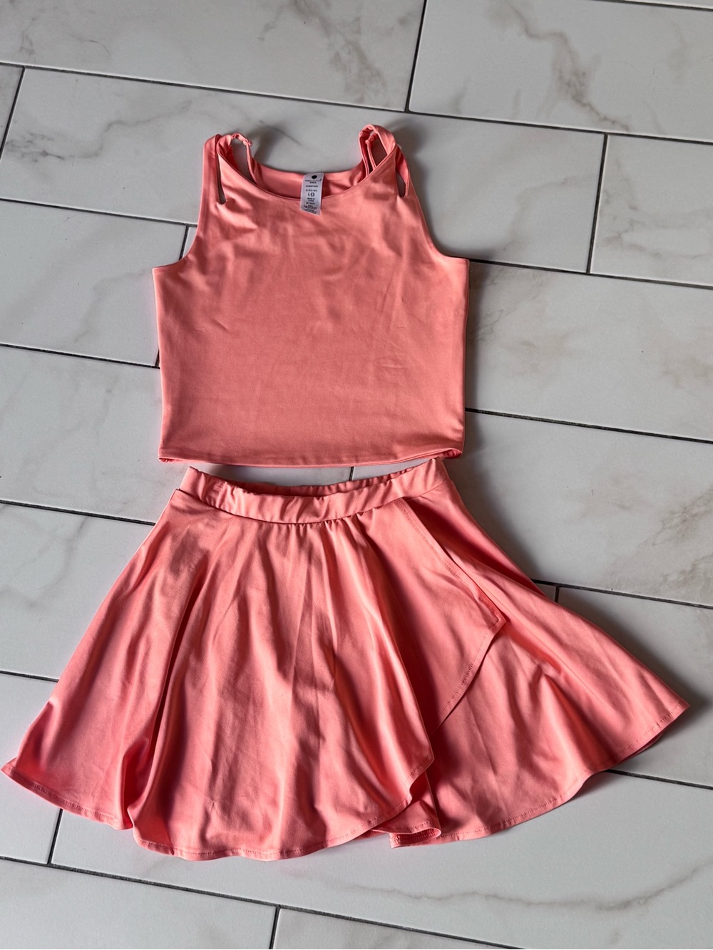 Yogalicious Girl Coral Pink Skort and Tank Set (Size 12)
